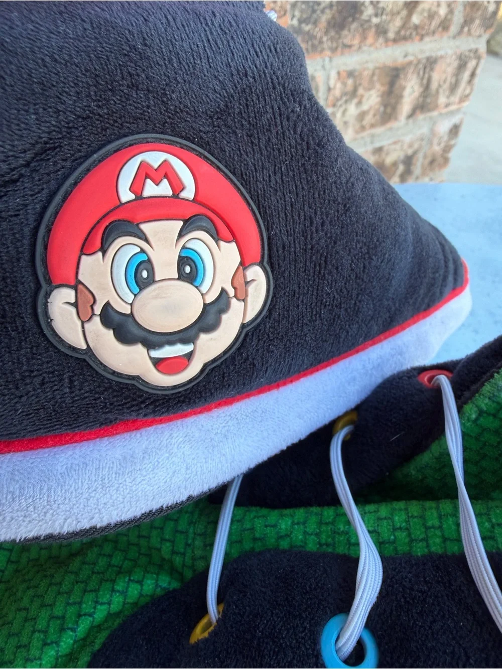 Ground Up Nintendo Super Mario & Luigi Plush Slippers • Boys Size 4-5 High Top